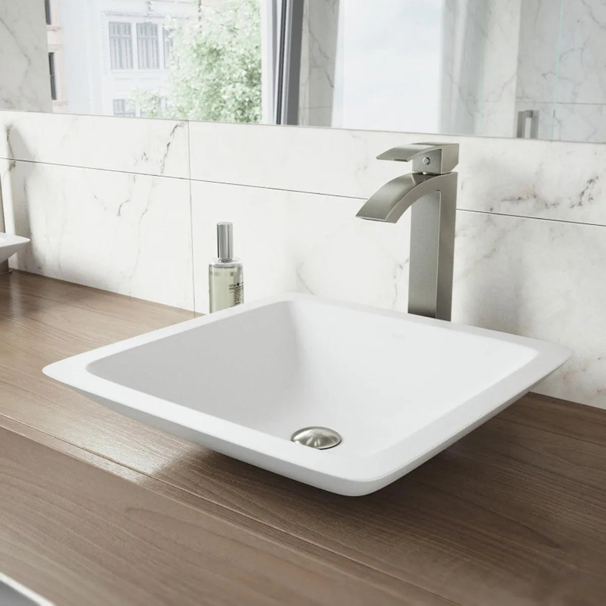 Bathroom Sink Faucet - B11T103 - Besso Floor & Decor