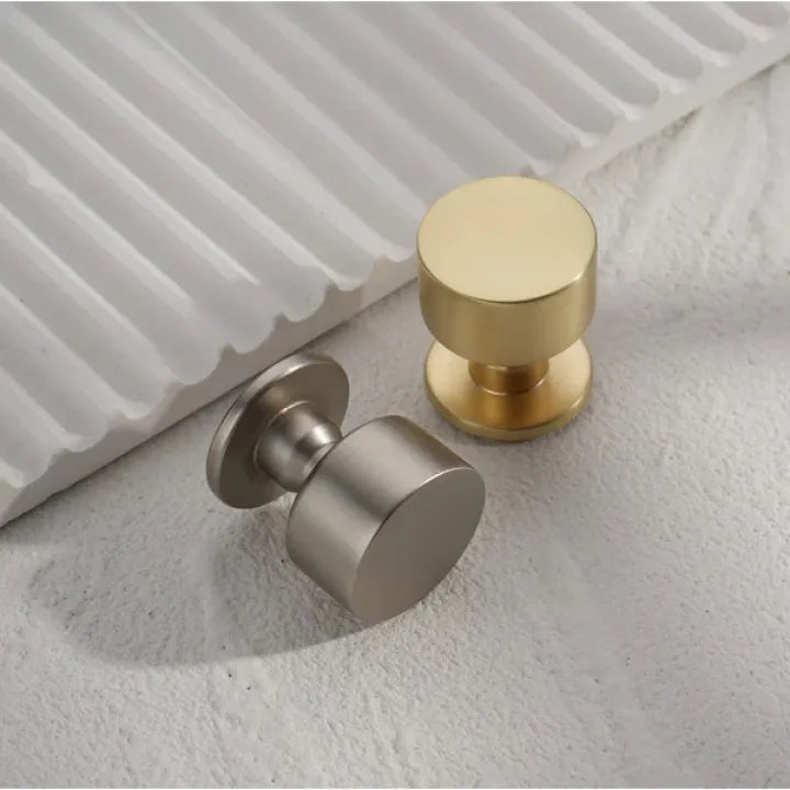 Cabinet & Drawer Pull M1112